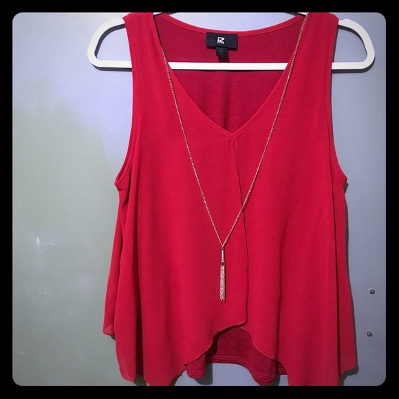 Iz Byer Tops - ❤️ IZ Byer 2/$20 red tank top w/ necklace L ❤️